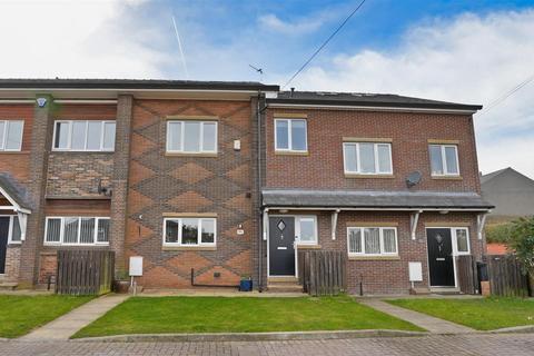 4 bedroom terraced house for sale, Savile Road, Elland