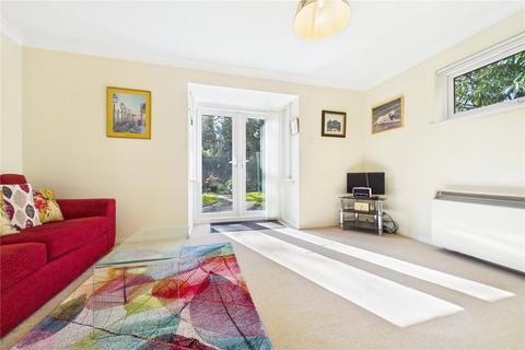 32 Groves Lea, Mortimer, Reading, RG7 3SR