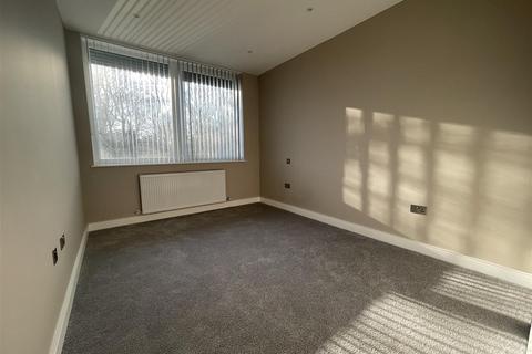 1 bedroom apartment to rent, Pioneer House, Fleet GU51