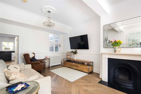 36 Lichfield Road, London, E3 5AT