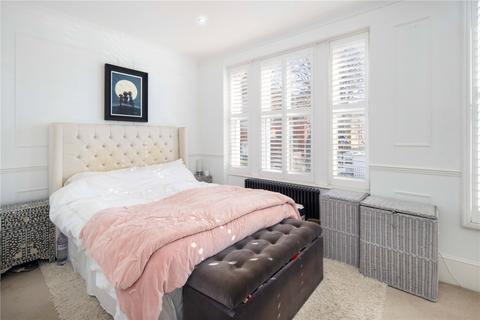 36 Lichfield Road, London, E3 5AT