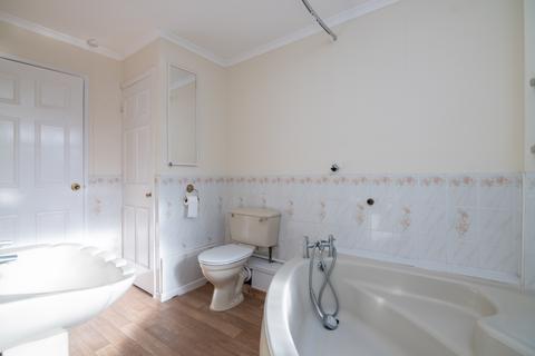 32a Willow Road, Bromsgrove, B61 8PS
