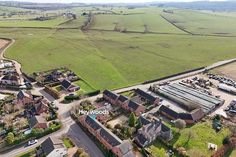 2 bedroom mews for sale, Birches Farm Mews, Madeley, Staffordshire