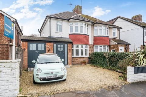 4 bedroom semi-detached house for sale, Stuart Avenue, Walton On Thames, Surrey, KT12