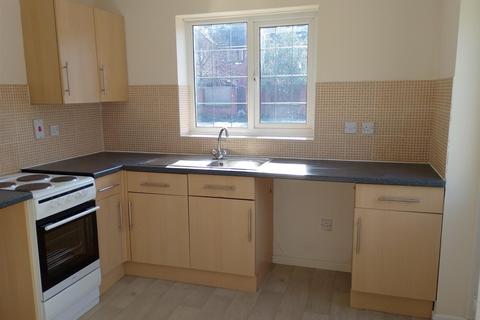 2 bedroom end of terrace house to rent, Lords Heath, Lyppard Woodgreen WR4