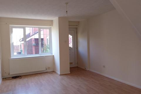 2 bedroom end of terrace house to rent, Lords Heath, Lyppard Woodgreen WR4