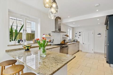 5 bedroom semi-detached house for sale, Park Road, London, W4