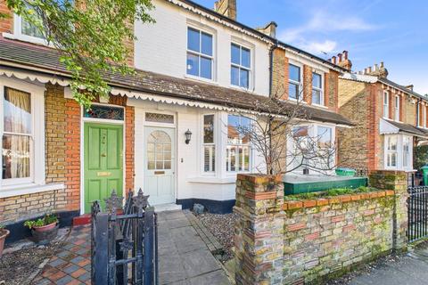 3 bedroom terraced house to rent, Burtons Road, Hampton Hill