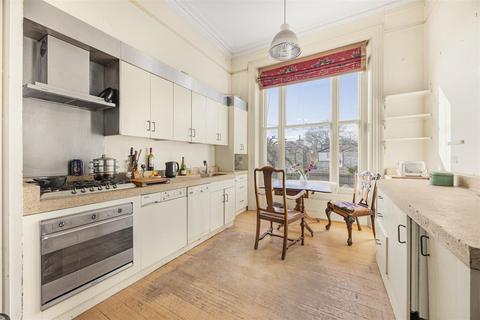 Flat 2, 106 Evesham Road, Cheltenham, GL52 2AL