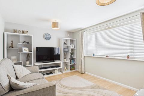 3 bedroom end of terrace house for sale, Hangar Road, Tadley, RG26