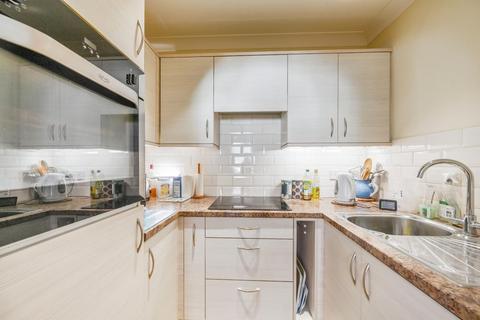 1 bedroom flat for sale, Homelodge House, Castle Dyke, Lichfield