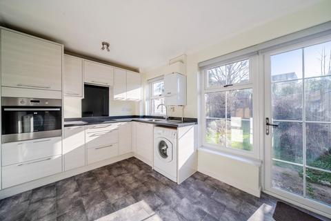 2 bedroom terraced house for sale, Chestnut Walk, Pulborough, West Sussex