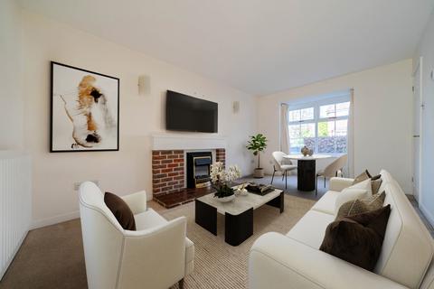 2 bedroom terraced house for sale, Chestnut Walk, Pulborough, West Sussex