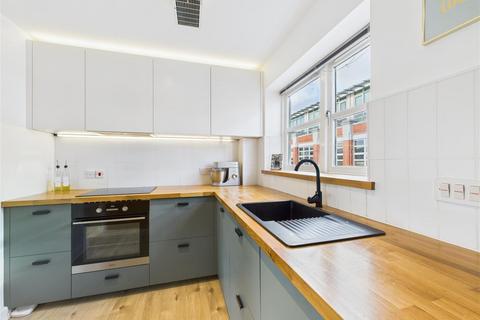 2 bedroom apartment for sale, 70 BRANSTON STREET