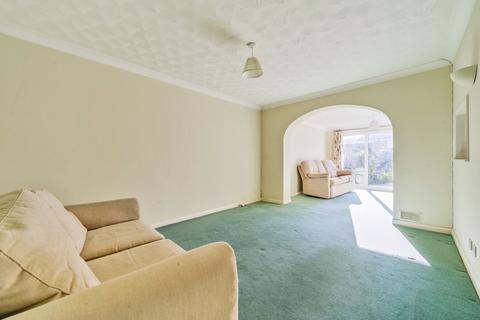 4 Brooke Forest, Fairlands, Guildford, GU3 3JH