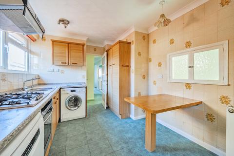 4 Brooke Forest, Fairlands, Guildford, GU3 3JH