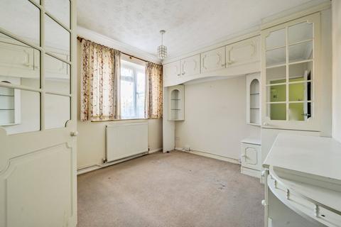 4 Brooke Forest, Fairlands, Guildford, GU3 3JH