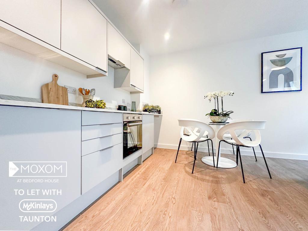 504, the moxom , bedford house , taunton , somers