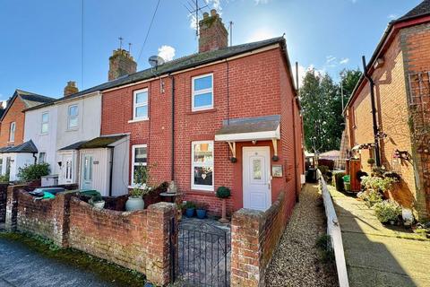 2 bedroom end of terrace house for sale, York Road, Newbury RG14