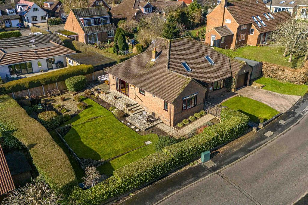 8 Mountain Ash, Marlow Bottom, SL7 3 PB (LOW RES)-2