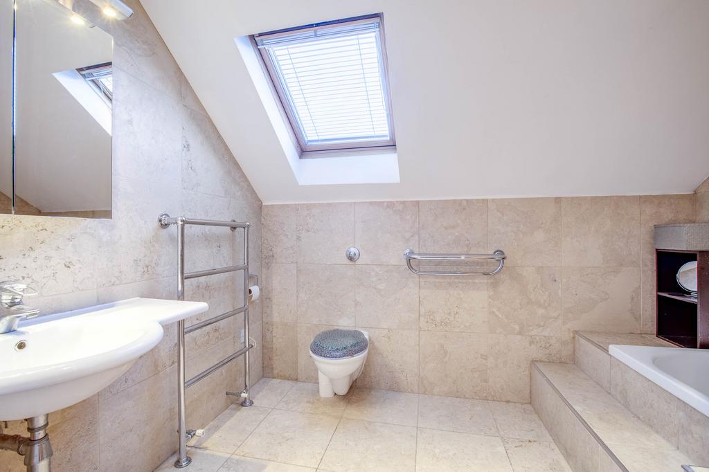 8 Mountain Ash, Marlow Bottom, SL7 3 PB EXTRA (LOW