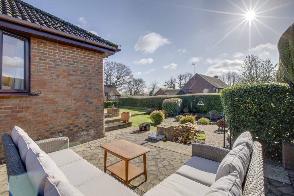 8 Mountain Ash, Marlow Bottom, SL7 3 PB (LOW RES)-1