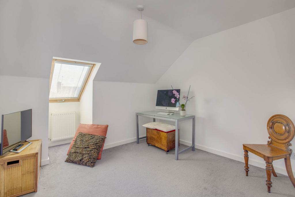 8 Mountain Ash, Marlow Bottom, SL7 3 PB (LOW RES)-6