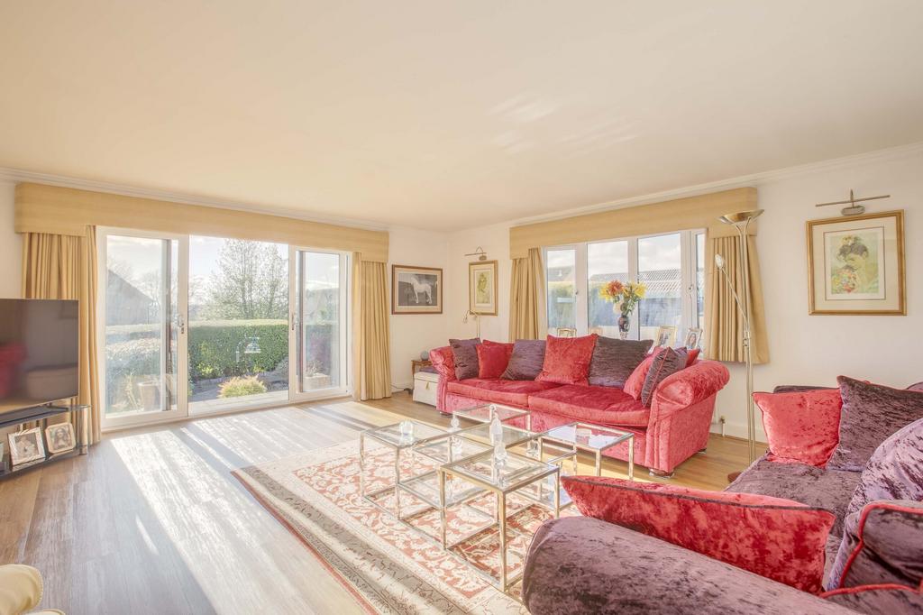 8 Mountain Ash, Marlow Bottom, SL7 3 PB (LOW RES)-1