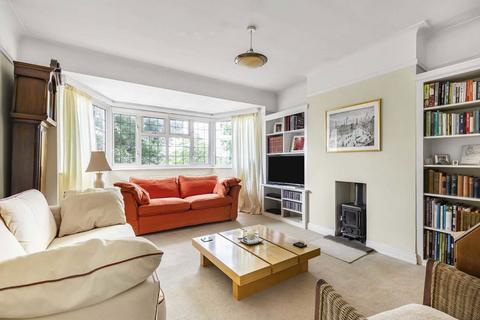 2 bedroom flat for sale, Craneford Way, Twickenham TW2