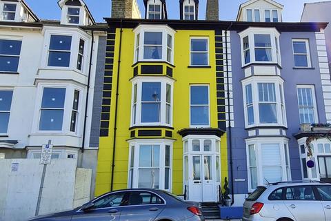 1 bedroom flat to rent, Modern One-Bed Flat on Aberystwyth Seafront