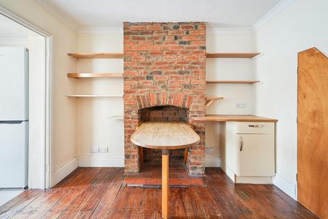 3, Ernest Cottages Kingston Road, Epsom, KT17 2DS