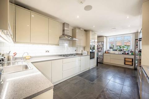 5 bedroom detached house for sale, Edgwarebury Lane, Edgware, HA8