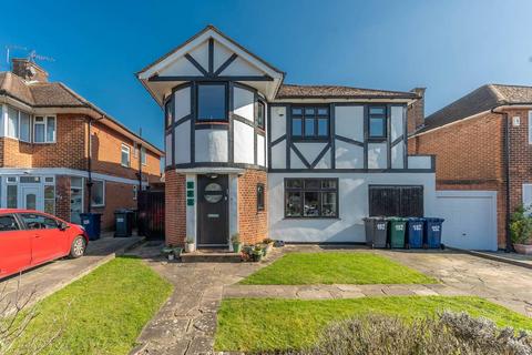 5 bedroom detached house for sale, Edgwarebury Lane, Edgware, HA8