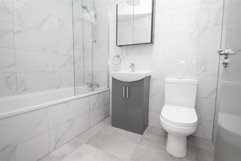 2 bedroom flat to rent, Bellflower House, Hertford Road, Enfield EN3