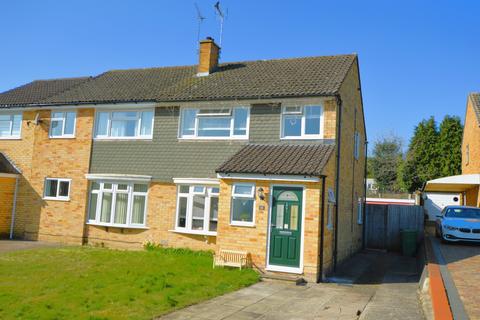11 Gloucester Road, Bagshot, GU19 5LT