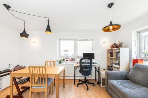 2 bedroom maisonette for sale, Wells Way, Camberwell, London, SE5