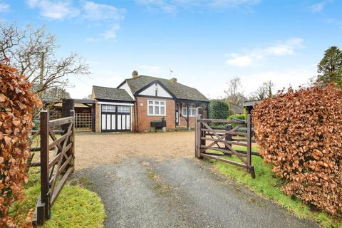 2 bedroom detached bungalow for sale, Northiam Road, Broad Oak