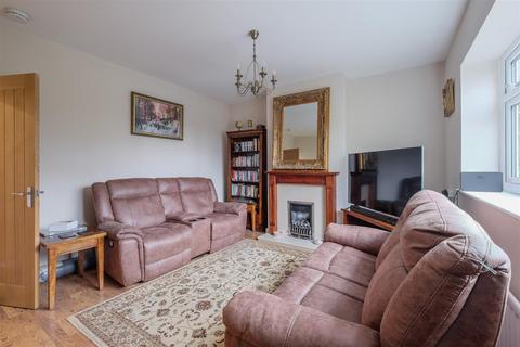 2 bedroom terraced house for sale, Woodlands Avenue, Halifax