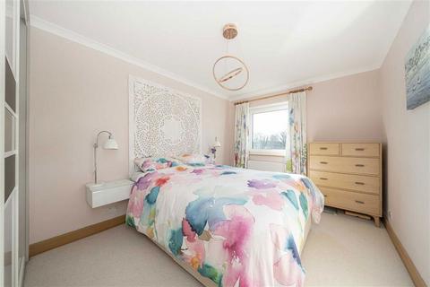 2 bedroom flat for sale, Riverside Road, Staines-Upon-Thames TW18