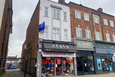 Property to rent, High Street, Herts EN6