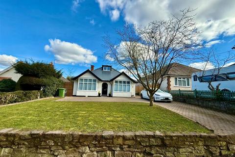 3 bedroom detached bungalow for sale, Aylestone Hill, Hereford HR1