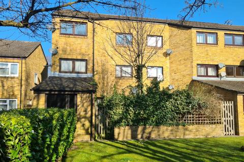 2 bedroom flat for sale, 38 Lawn Road, Uxbridge, Middlesex, UB8 2TS