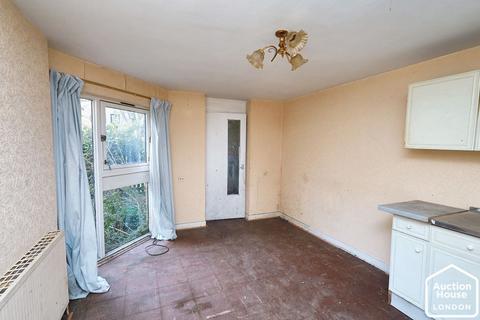 2 bedroom flat for sale, 38 Lawn Road, Uxbridge, Middlesex, UB8 2TS