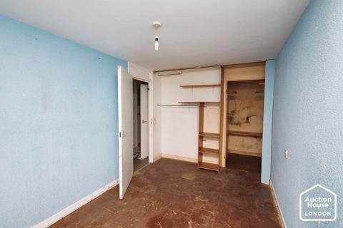 2 bedroom flat for sale, 38 Lawn Road, Uxbridge, Middlesex, UB8 2TS