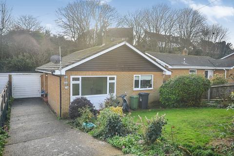 2 bedroom bungalow to rent, Balmoral Road, Deal CT14