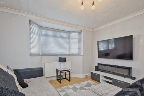 14 Bolton Road, Folkestone, CT19 5RX