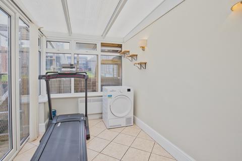 14 Bolton Road, Folkestone, CT19 5RX