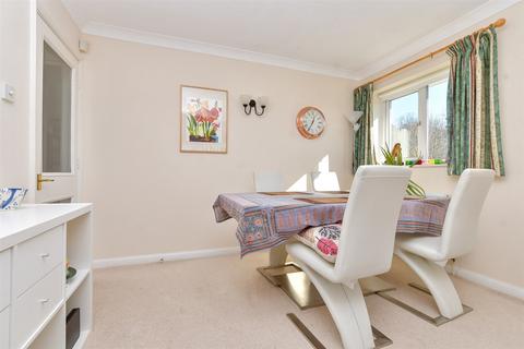 2 bedroom apartment for sale, Southview Road, Warlingham, Surrey