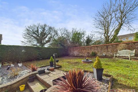 3 bedroom detached house for sale, Heol Maelor, Coedpoeth, Wrexham