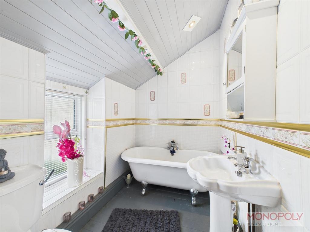 Family bathroom